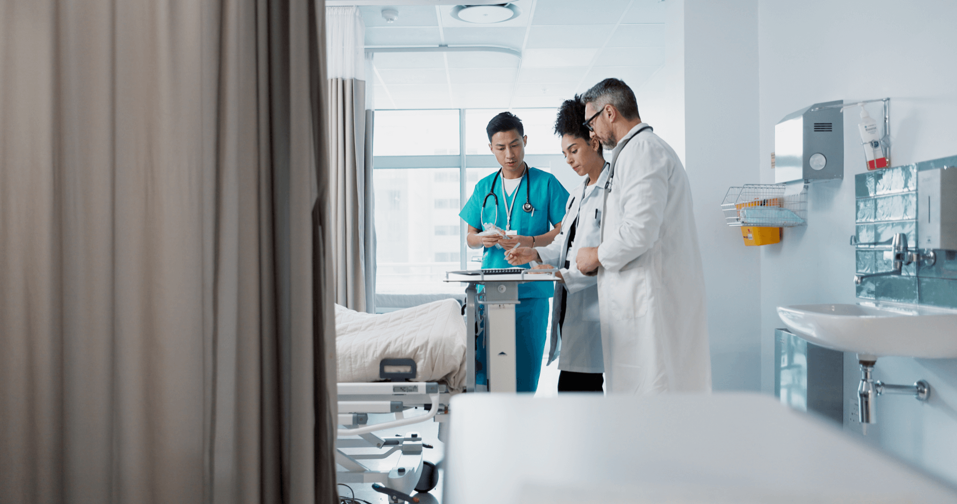 Hospitals & Clinics